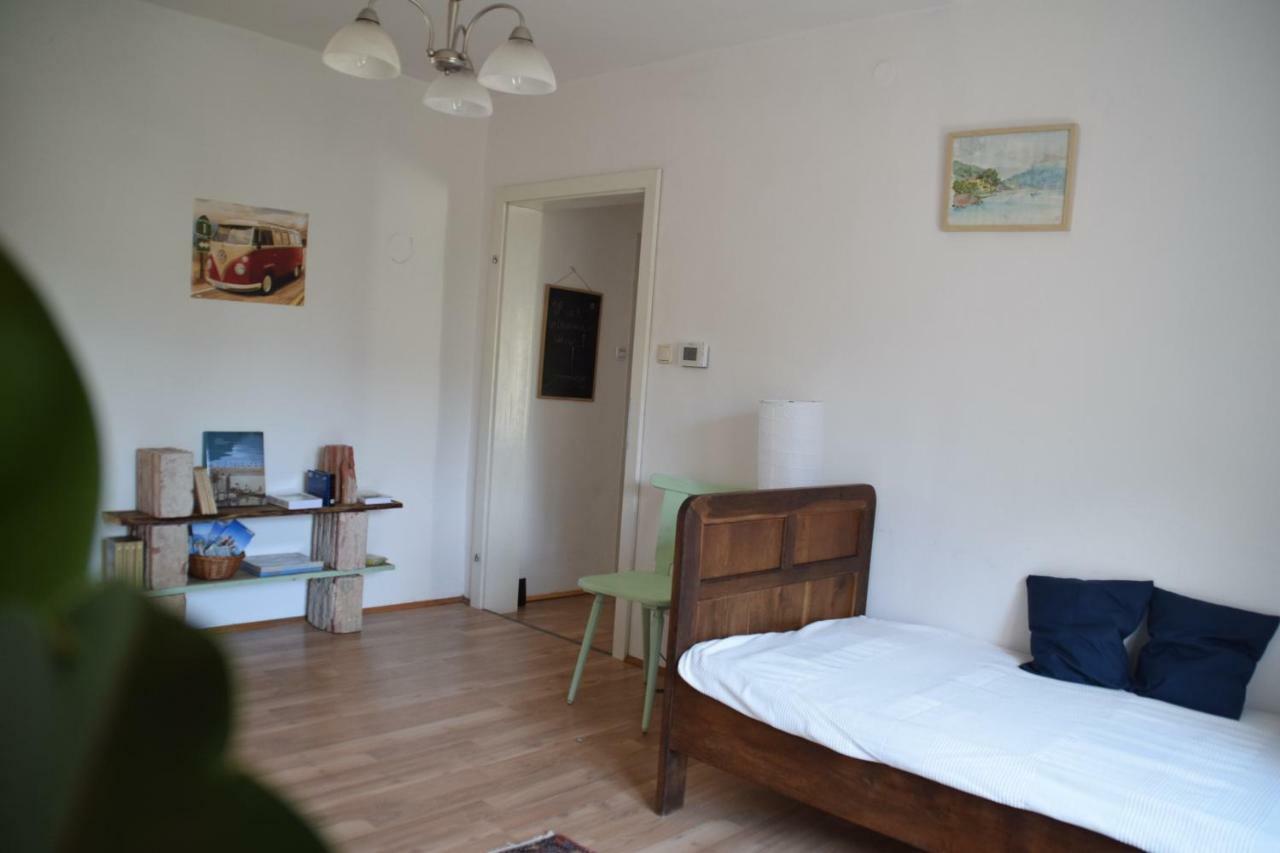 Vintage-Ferienwohnung Fuer 2 Schoerfling Exterior photo